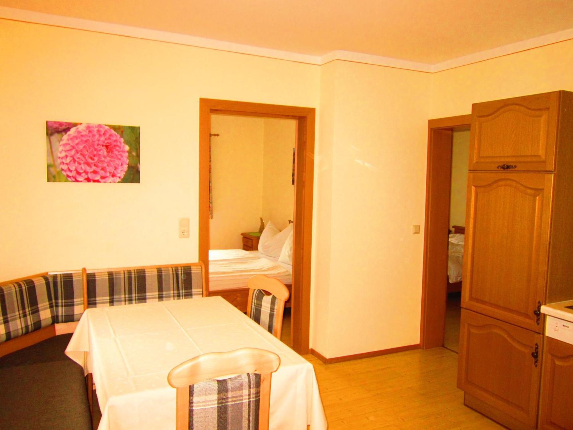 Gut Neusess Villa Mauterndorf  Bilik gambar